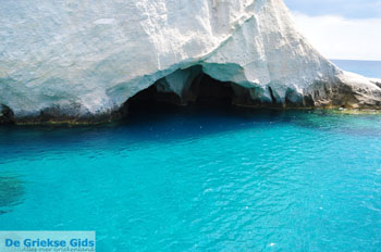 Kleftiko Milos | Cycladen Griekenland | Foto 113 - Foto van https://www.grieksegids.nl/fotos/milos/normaal/kleftiko-113.jpg
