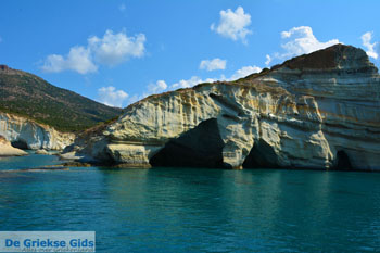 Kleftiko Milos | Cycladen Griekenland | Foto 123 - Foto van https://www.grieksegids.nl/fotos/milos/normaal/kleftiko-123.jpg
