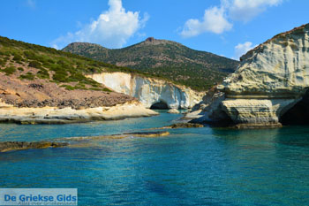 Kleftiko Milos | Cycladen Griekenland | Foto 127 - Foto van https://www.grieksegids.nl/fotos/milos/normaal/kleftiko-127.jpg