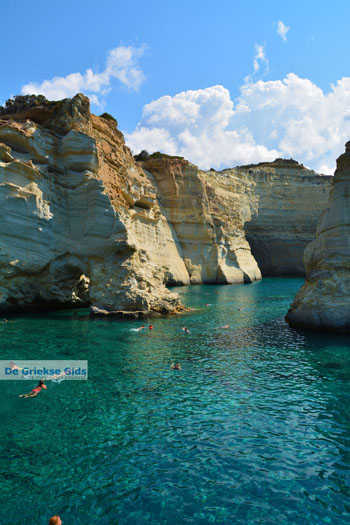Kleftiko Milos | Cycladen Griekenland | Foto 174 - Foto van https://www.grieksegids.nl/fotos/milos/normaal/kleftiko-174.jpg