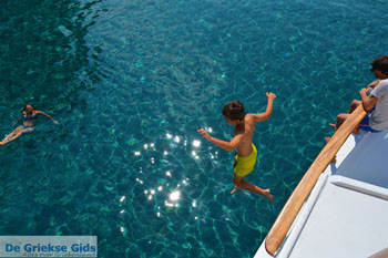 Kleftiko Milos | Cycladen Griekenland | Foto 179 - Foto van https://www.grieksegids.nl/fotos/milos/normaal/kleftiko-179.jpg