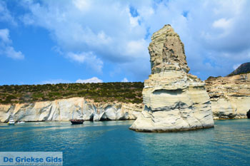 Kleftiko Milos | Cycladen Griekenland | Foto 192 - Foto van https://www.grieksegids.nl/fotos/milos/normaal/kleftiko-192.jpg