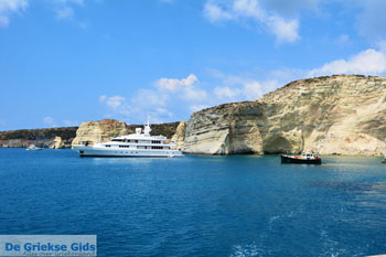 Kleftiko Milos | Cycladen Griekenland | Foto 226 - Foto van https://www.grieksegids.nl/fotos/milos/normaal/kleftiko-226.jpg