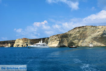 Kleftiko Milos | Cycladen Griekenland | Foto 227 - Foto van https://www.grieksegids.nl/fotos/milos/normaal/kleftiko-227.jpg