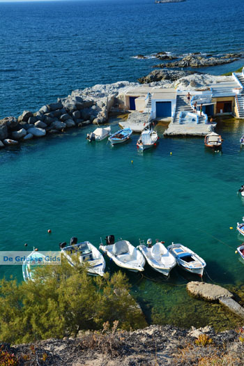 Mandrakia Milos | Cycladen Griekenland | Foto 54 - Foto van https://www.grieksegids.nl/fotos/milos/normaal/mandrakia-054.jpg