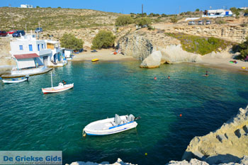 Mytakas Milos | Cycladen Griekenland | Foto 003 - Foto van https://www.grieksegids.nl/fotos/milos/normaal/mytakas-003.jpg