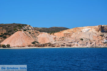 De oostkust van Milos | Cycladen Griekenland | Foto 19 - Foto van https://www.grieksegids.nl/fotos/milos/normaal/oostkust-milos-019.jpg