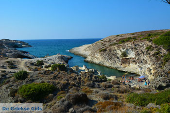 Papafragkas Milos | Cycladen Griekenland | Foto 5 - Foto van https://www.grieksegids.nl/fotos/milos/normaal/papafragkas-005.jpg