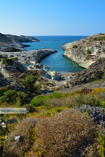 Papafragkas Milos | Cycladen Griekenland | Foto 9 - Foto van https://www.grieksegids.nl/fotos/milos/normaal/papafragkas-009.jpg