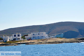 Pollonia Milos | Cycladen Griekenland | Foto 7 - Foto van https://www.grieksegids.nl/fotos/milos/normaal/pollonia-007.jpg