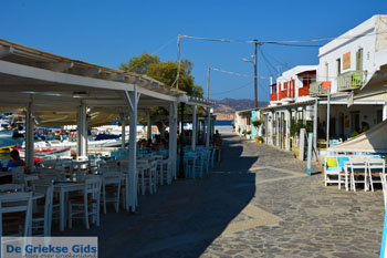 Pollonia Milos | Cycladen Griekenland | Foto 52 - Foto van https://www.grieksegids.nl/fotos/milos/normaal/pollonia-052.jpg