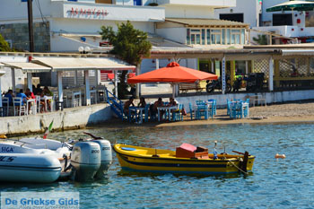 Pollonia Milos | Cycladen Griekenland | Foto 56 - Foto van https://www.grieksegids.nl/fotos/milos/normaal/pollonia-056.jpg