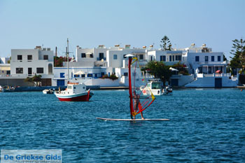 Pollonia Milos | Cycladen Griekenland | Foto 58 - Foto van https://www.grieksegids.nl/fotos/milos/normaal/pollonia-058.jpg