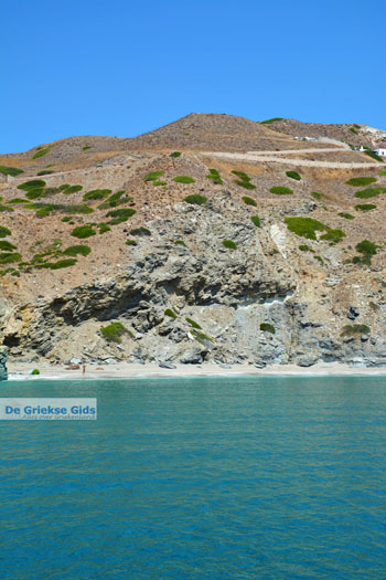 Psarovolada Milos | Cycladen Griekenland | Foto 4 - Foto van https://www.grieksegids.nl/fotos/milos/normaal/psarovolada-004.jpg