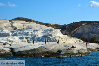 Sarakiniko Milos | Cycladen Griekenland | Foto 64 - Foto van https://www.grieksegids.nl/fotos/milos/normaal/sarakiniko-064.jpg