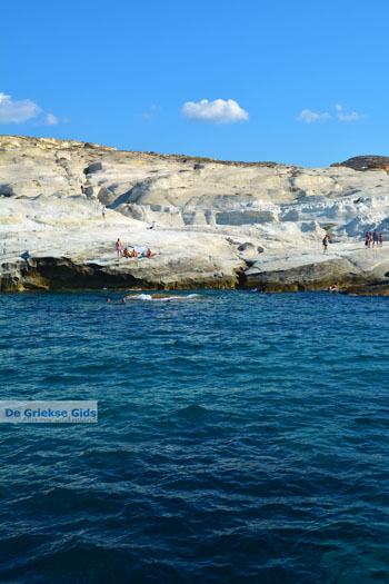 Sarakiniko Milos | Cycladen Griekenland | Foto 68 - Foto van https://www.grieksegids.nl/fotos/milos/normaal/sarakiniko-068.jpg