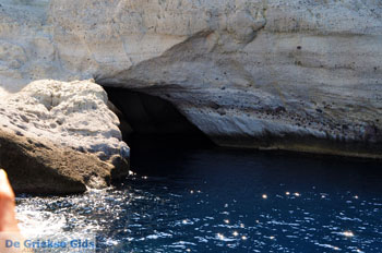 Sykia Milos | Cycladen Griekenland | Foto 19 - Foto van https://www.grieksegids.nl/fotos/milos/normaal/sykia-milos-019.jpg