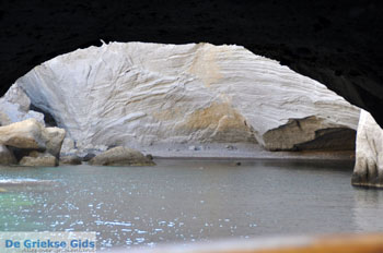 Sykia Milos | Cycladen Griekenland | Foto 31 - Foto van https://www.grieksegids.nl/fotos/milos/normaal/sykia-milos-031.jpg