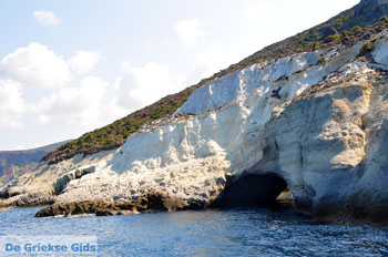 Sykia Milos | Cycladen Griekenland | Foto 41 - Foto van https://www.grieksegids.nl/fotos/milos/normaal/sykia-milos-041.jpg