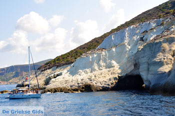 Sykia Milos | Cycladen Griekenland | Foto 42 - Foto van https://www.grieksegids.nl/fotos/milos/normaal/sykia-milos-042.jpg