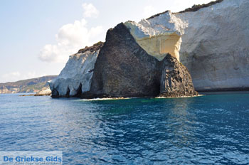 Sykia Milos | Cycladen Griekenland | Foto 56 - Foto van https://www.grieksegids.nl/fotos/milos/normaal/sykia-milos-056.jpg