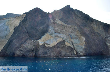 Sykia Milos | Cycladen Griekenland | Foto 58 - Foto van https://www.grieksegids.nl/fotos/milos/normaal/sykia-milos-058.jpg