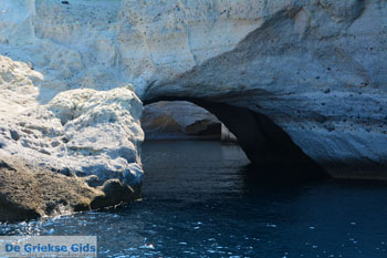 Sykia Milos | Cycladen Griekenland | Foto 73 - Foto van https://www.grieksegids.nl/fotos/milos/normaal/sykia-milos-073.jpg