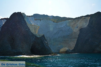 Sykia Milos | Cycladen Griekenland | Foto 81 - Foto van https://www.grieksegids.nl/fotos/milos/normaal/sykia-milos-081.jpg