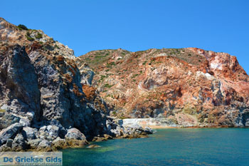 Thiorichia Milos | Cycladen Griekenland | Foto 14 - Foto van https://www.grieksegids.nl/fotos/milos/normaal/thiorichia-014.jpg