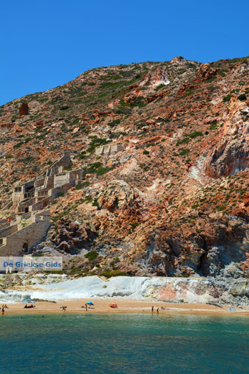 Thiorichia Milos | Cycladen Griekenland | Foto 23 - Foto van https://www.grieksegids.nl/fotos/milos/normaal/thiorichia-023.jpg