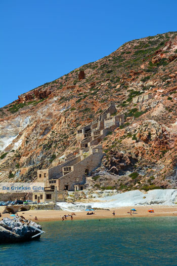 Thiorichia Milos | Cycladen Griekenland | Foto 24 - Foto van https://www.grieksegids.nl/fotos/milos/normaal/thiorichia-024.jpg