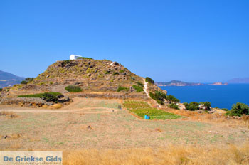 Trypiti Milos | Cycladen Griekenland | Foto 15 - Foto van https://www.grieksegids.nl/fotos/milos/normaal/trypiti-milos-015.jpg