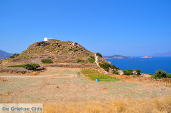 Trypiti Milos | Cycladen Griekenland | Foto 16 - Foto van https://www.grieksegids.nl/fotos/milos/normaal/trypiti-milos-016.jpg