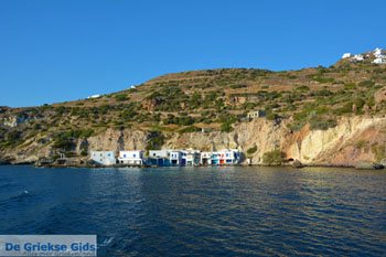 Trypiti Milos | Cycladen Griekenland | Foto 36 - Foto van https://www.grieksegids.nl/fotos/milos/normaal/trypiti-milos-036.jpg