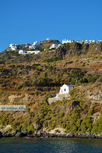 Trypiti Milos | Cycladen Griekenland | Foto 44 - Foto van https://www.grieksegids.nl/fotos/milos/normaal/trypiti-milos-044.jpg