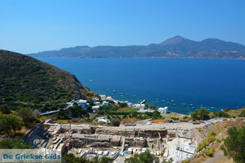 Trypiti Milos | Cycladen Griekenland | Foto 47 - Foto van https://www.grieksegids.nl/fotos/milos/normaal/trypiti-milos-047.jpg