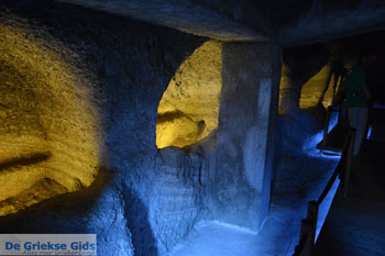 Trypiti Milos | Cycladen Griekenland | Foto 66 - Foto van https://www.grieksegids.nl/fotos/milos/normaal/trypiti-milos-066.jpg