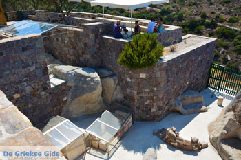 Trypiti Milos | Cycladen Griekenland | Foto 78 - Foto van https://www.grieksegids.nl/fotos/milos/normaal/trypiti-milos-078.jpg