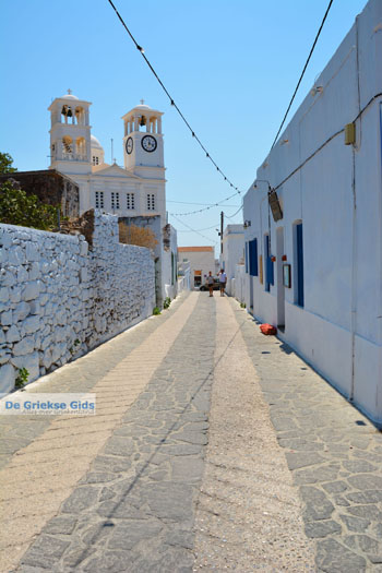 Trypiti Milos | Cycladen Griekenland | Foto 82 - Foto van https://www.grieksegids.nl/fotos/milos/normaal/trypiti-milos-082.jpg
