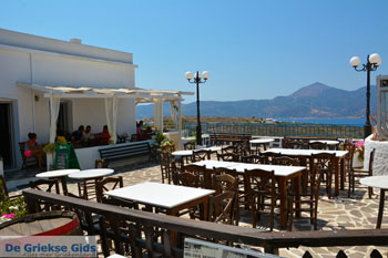 Trypiti Milos | Cycladen Griekenland | Foto 93 - Foto van https://www.grieksegids.nl/fotos/milos/normaal/trypiti-milos-093.jpg