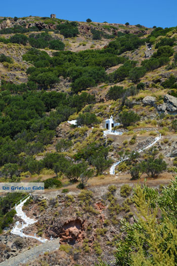 Trypiti Milos | Cycladen Griekenland | Foto 120 - Foto van https://www.grieksegids.nl/fotos/milos/normaal/trypiti-milos-120.jpg