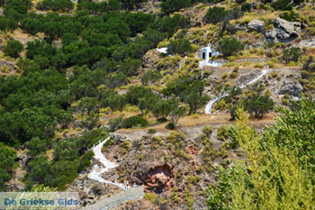 Trypiti Milos | Cycladen Griekenland | Foto 122 - Foto van https://www.grieksegids.nl/fotos/milos/normaal/trypiti-milos-122.jpg