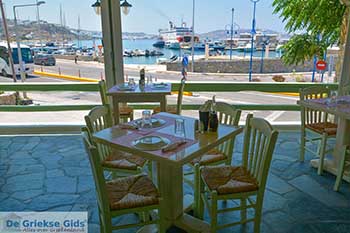 Tourlos Mykonos - Cycladen -  Foto 1 - Foto van https://www.Grieksegids.nl/fotos/mykonos/tourlos/350pix/tourlos-mykonos-001.jpg