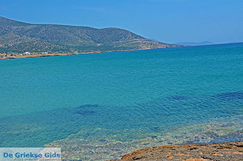 Aghiassos Naxos - Cycladen Griekenland - nr 16 - Foto van https://www.grieksegids.nl/fotos/naxos/normaal/aghiassos-naxos-016.jpg
