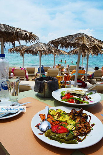 Agia Anna Naxos - Cycladen Griekenland - nr 91 - Foto van https://www.grieksegids.nl/fotos/naxos/normaal/agia-anna-naxos-091.jpg