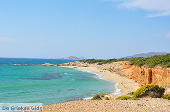 Alyko Naxos - Cycladen Griekenland - nr 67 - Foto van https://www.grieksegids.nl/fotos/naxos/normaal/alyko-naxos-023.jpg