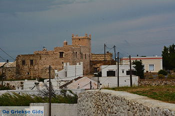 Ano Sangri Naxos - Cycladen Griekenland- nr 5 - Foto van https://www.grieksegids.nl/fotos/naxos/normaal/ano-sangri-naxos-005.jpg