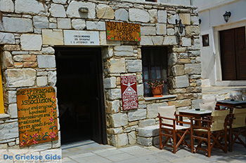 Apiranthos Naxos - Cycladen Griekenland- nr 19 - Foto van https://www.grieksegids.nl/fotos/naxos/normaal/apiranthos-naxos-019.jpg