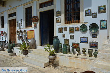 Apiranthos Naxos - Cycladen Griekenland- nr 24 - Foto van https://www.grieksegids.nl/fotos/naxos/normaal/apiranthos-naxos-024.jpg