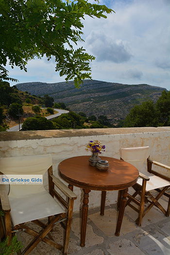 Apiranthos Naxos - Cycladen Griekenland- nr 26 - Foto van https://www.grieksegids.nl/fotos/naxos/normaal/apiranthos-naxos-026.jpg